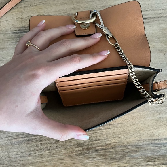 Chloe Faye Mini - Picture 2 of 4